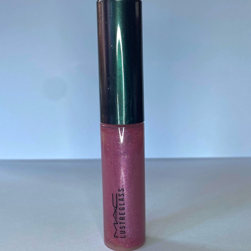 MAC Cosmetics Lusterglass